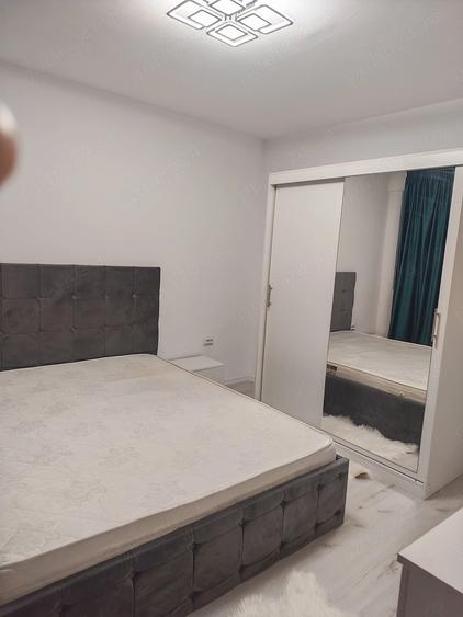 Apartament cu 2 camere decomandat, mobilat în Eroii Revoluției