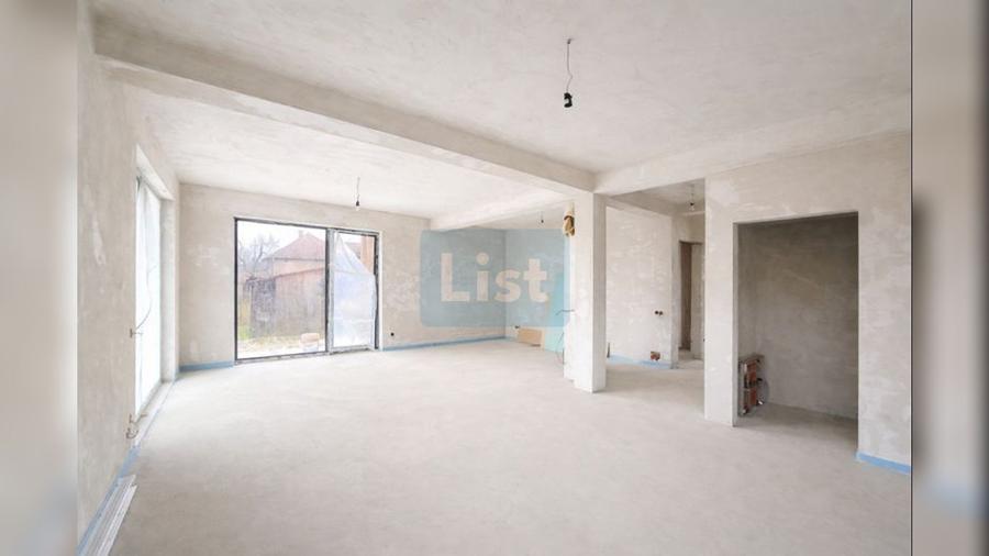 Casă cu 4 camere cu Teren 530 Mp în Gilău
