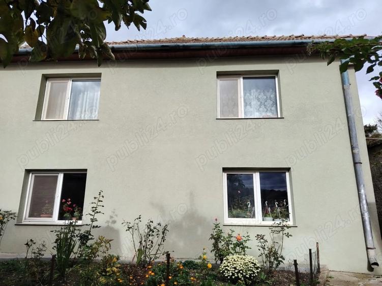 Casă cu 6 camere cu Teren 600 Mp în Cordos