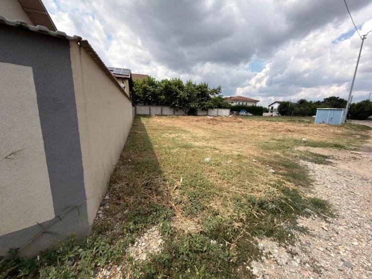 Teren Construcții intravilan de 588 mp, în Sud-Est