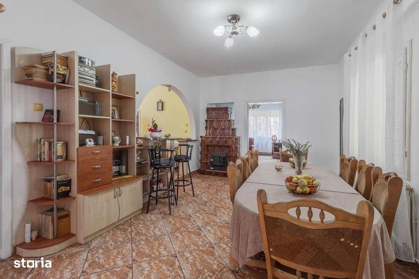Casă cu 4 camere în Santăul Mic