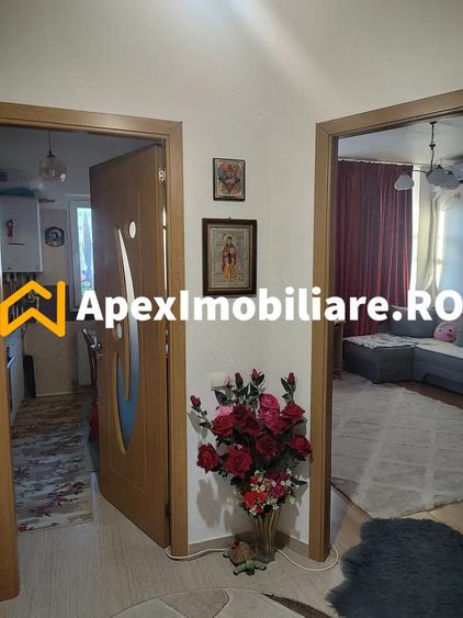Garsonieră decomandată, mobilată în Metalurgiei