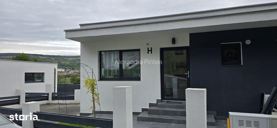 Casa noua ?i spa?ioasa de inchiriat pe Valea Seaca-Popesti!