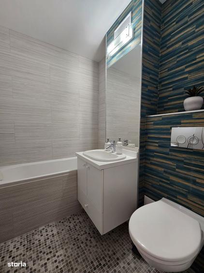 Apartament cu 4 camere decomandat în Central