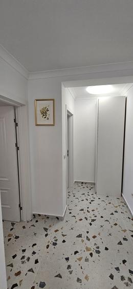 Garsonieră decomandată în Ipotești