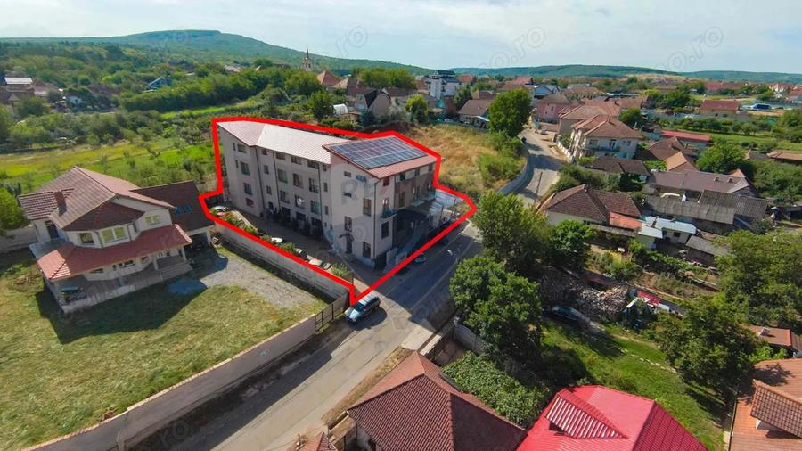 Casă cu 24 camere cu Teren 1136 Mp în Haieu