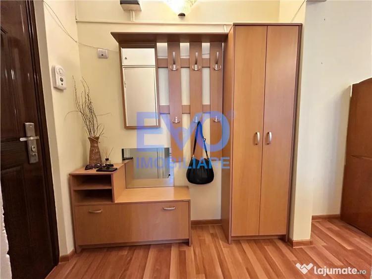Apartament cu 3 camere semidecomandat în Alexandru cel Bun