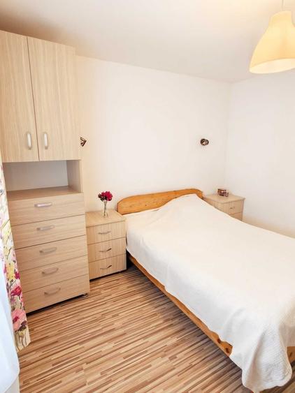 Apartament cu 4 camere decomandat în Central