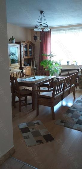 Casă cu 6 camere cu Teren 1122 Mp în Central