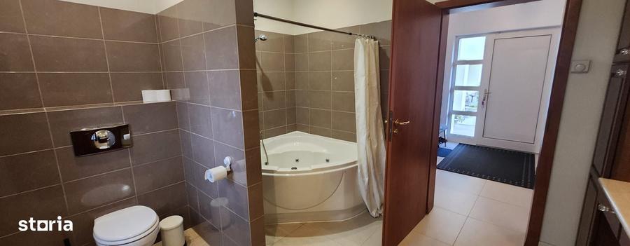 Casa in Ghimbav, S+P+M, 8 camere, suprafata utila 300 mp, teren 736 mp - 17