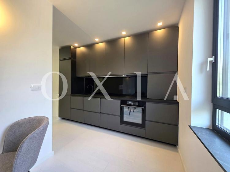 Apartament cu 2 camere semidecomandat, mobilat în Dumbrăvița