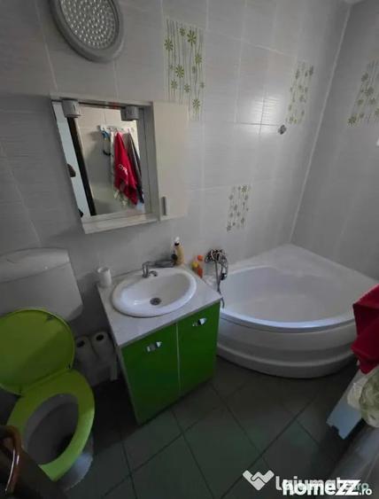 Apartament cu 3 camere decomandat în Gării
