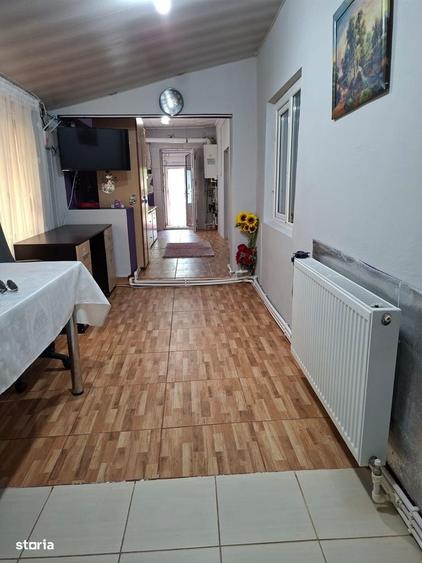 Casă cu 3 camere în Limanu