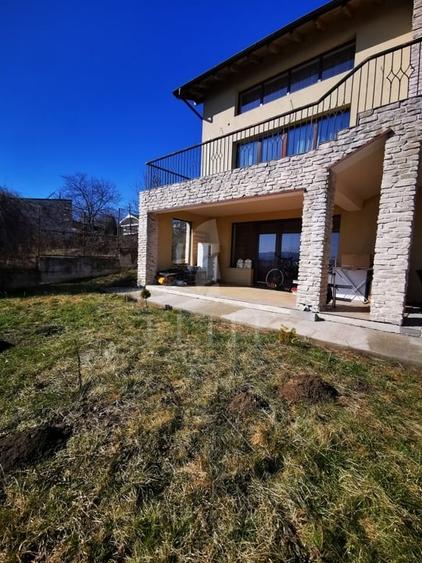 Apartament cu 2 camere semidecomandat în Iris