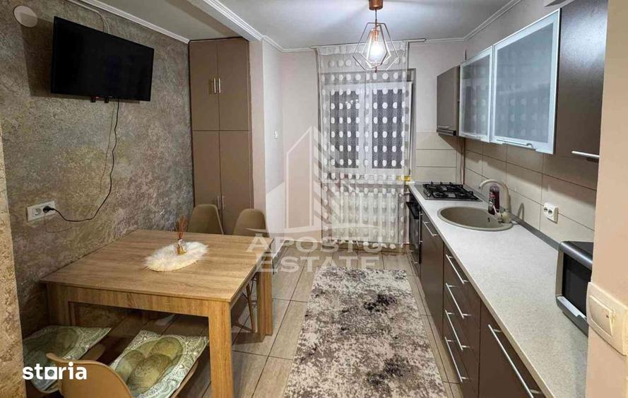 Apartament cu 2 camere, mobilat în Central