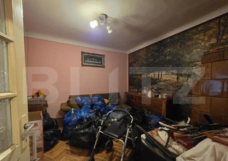 Casă cu 4 camere cu Teren 500 Mp în Titulescu