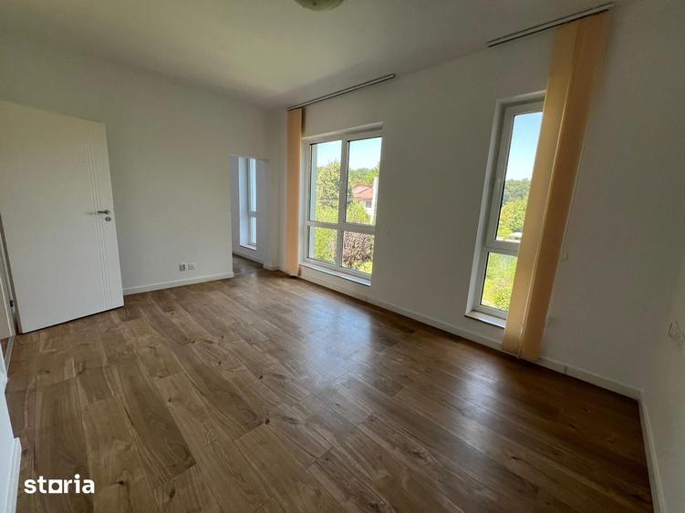 Casă cu 3 camere cu Teren 236 Mp în Corbeanca
