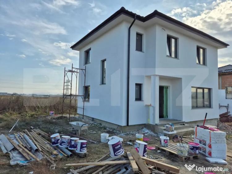 Casă cu 4 camere cu Teren 317 Mp în Burdujeni