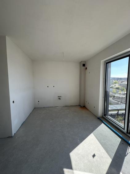 Apartament cu 2 camere semidecomandat în Între Lacuri