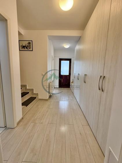 Casă cu 3 camere cu Canalizare în Sânpetru