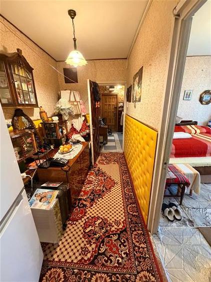 Apartament cu 3 camere decomandat în Alexandru cel Bun