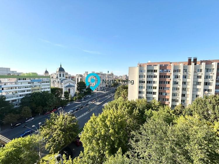 Apartament cu 3 camere semidecomandat, mobilat în Unirii