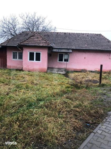 Casă cu 2 camere cu Teren 324 Mp în Unirii
