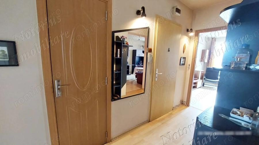 Apartament cu 3 camere decomandat în Nord