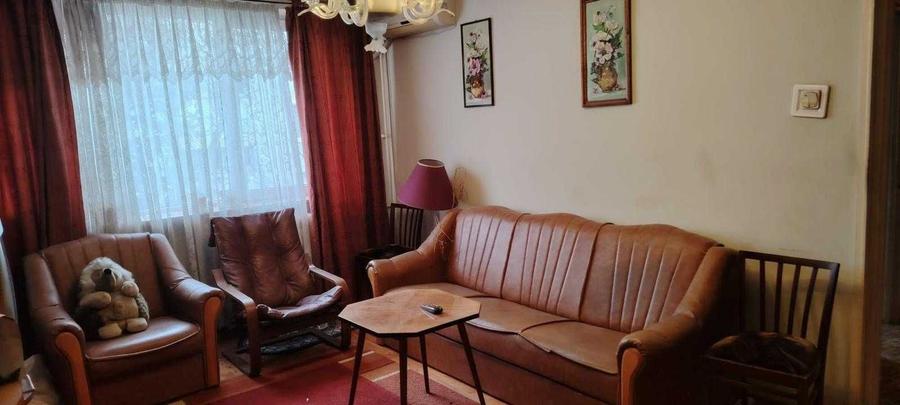 Apartament cu 3 camere semidecomandat, mobilat în Brâncoveanu