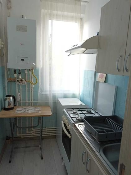 Apartament cu 2 camere nedecomandat în Central