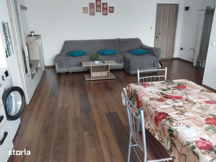 Apartament cu 2 camere, mobilat în Tolstoi