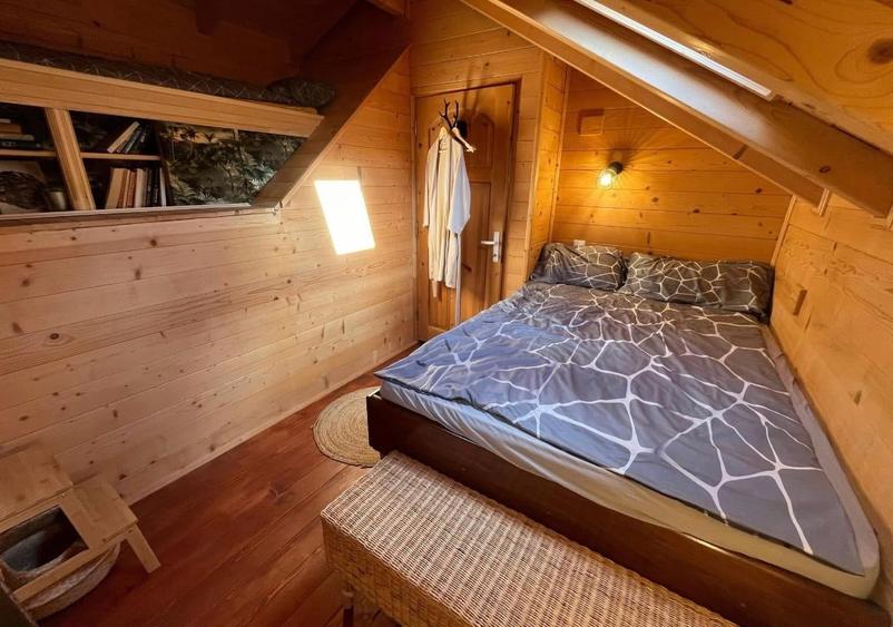 Casă individuală cu 3 camere cu Teren 1500 Mp în Valea Drăganului