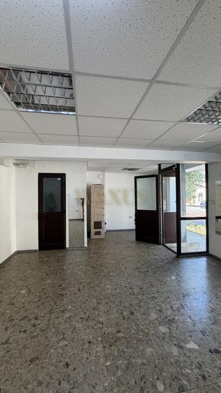 Spațiu comercial, de 30 mp, în Central