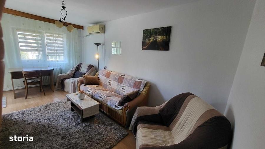 Apartament cu 2 camere decomandat în Canta