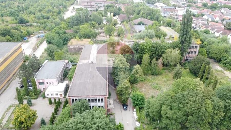 Teren Construcții intravilan de 13000 mp, în Sud-Vest