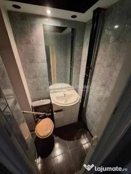 Apartament cu 4 camere decomandat în Ostroveni
