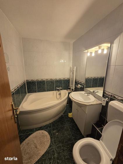 Apartament cu 2 camere decomandat în Tei