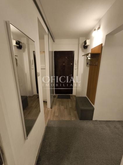 Apartament cu 3 camere decomandat, mobilat în Zorilor