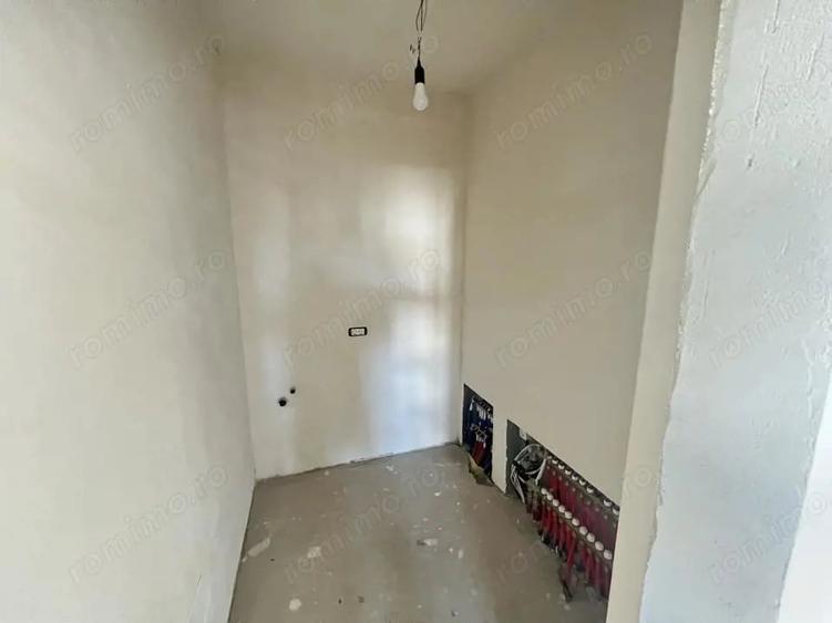 Casă cu 6 camere cu Teren 470 Mp în Sânpetru
