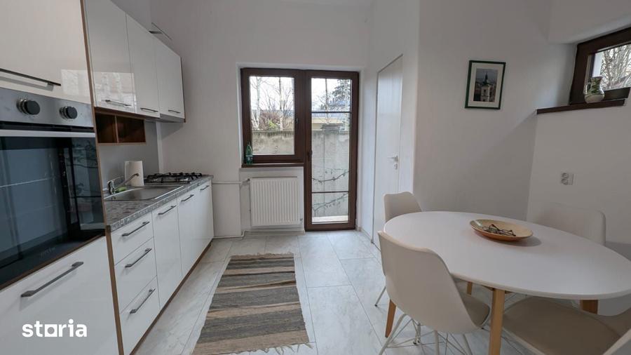 Apartament cu 3 camere în Central