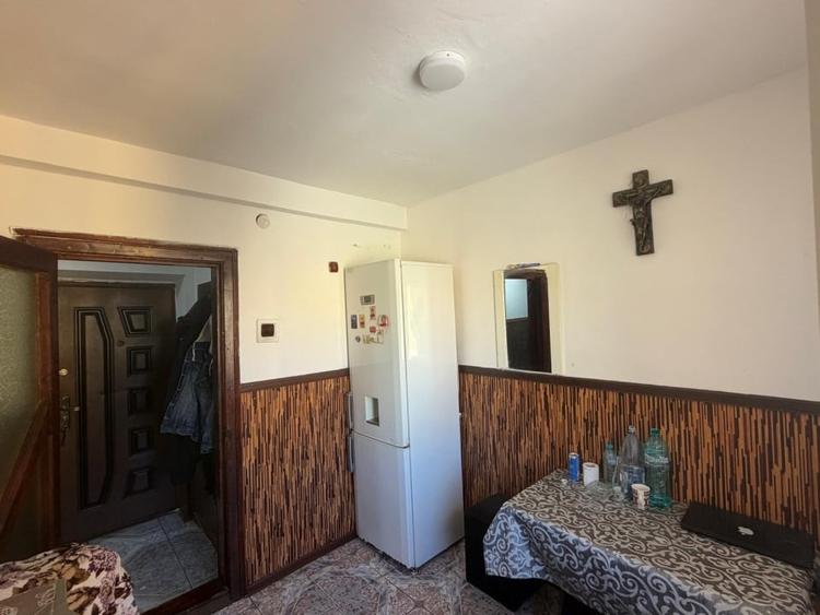 Apartament 3 camere, 39 mp, zona Piata Valea Rosie - 7