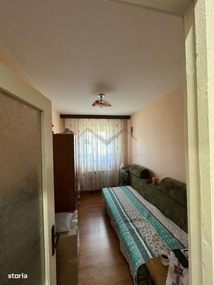 Apartament cu 3 camere decomandat în Alexandru cel Bun