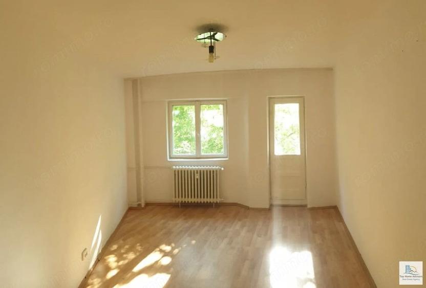 Apartament cu 2 camere decomandat în Crângași