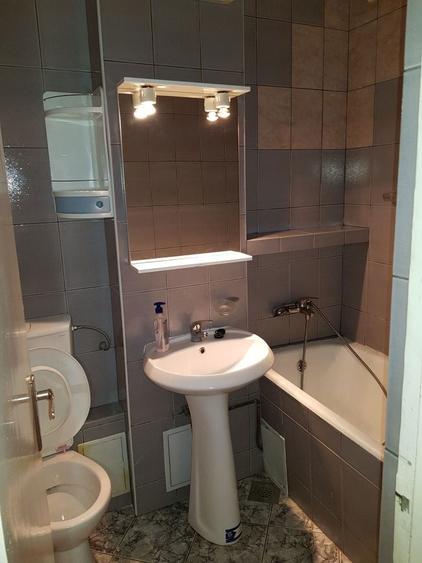 Apartament cu 2 camere decomandat în Mihai Viteazul
