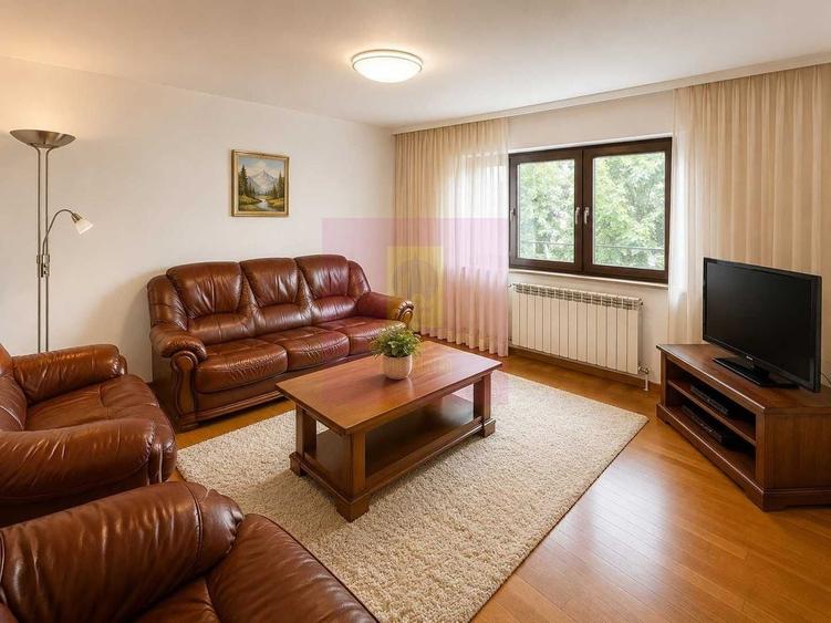 Apartament cu 3 camere decomandat în Decebal