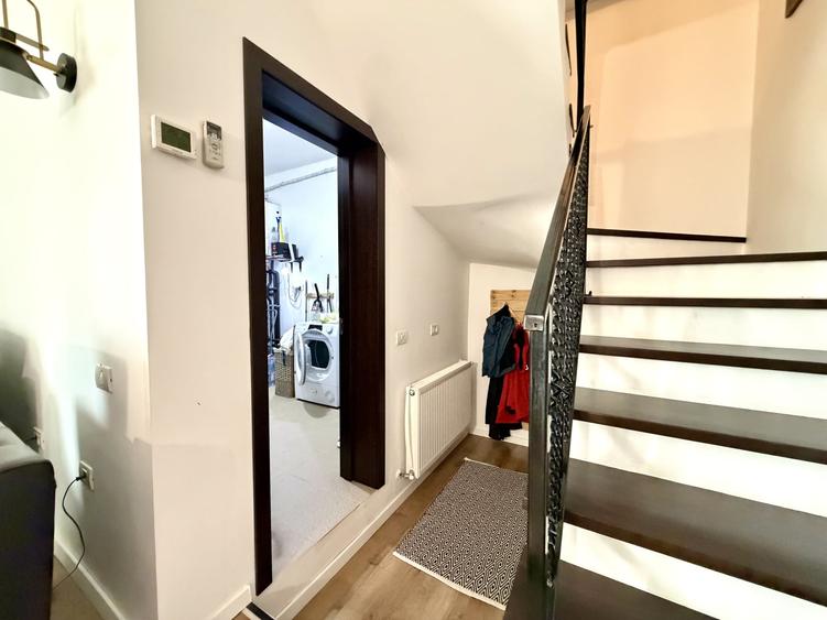 Duplex cu 4 camere cu Teren 320 Mp în Dumbrăvița