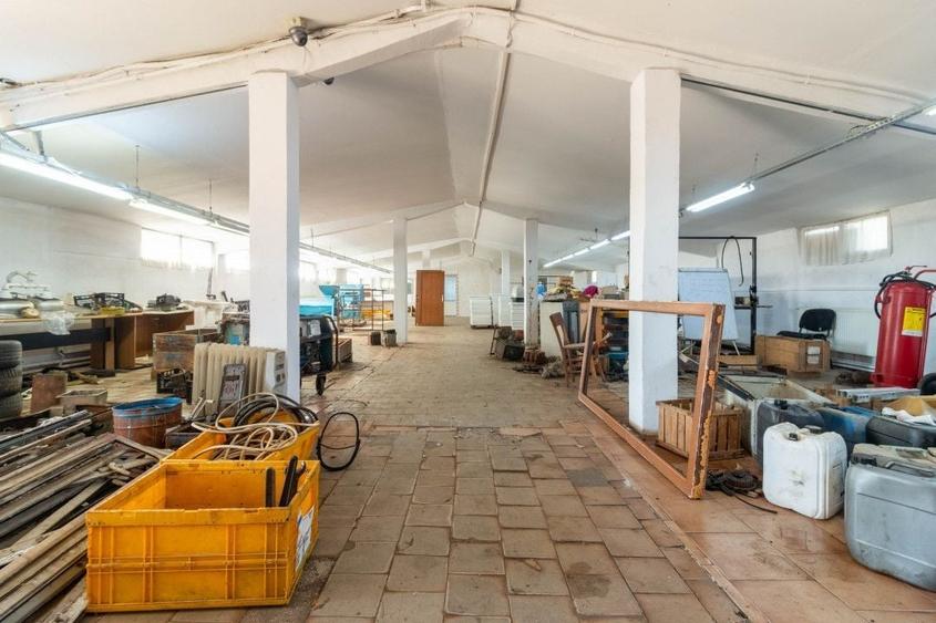 Spațiu industrial, de 1,994 mp, în Căteasca