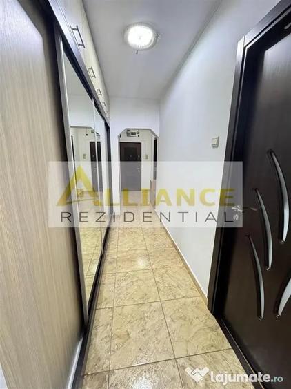 Apartament cu 3 camere decomandat în Măgurele