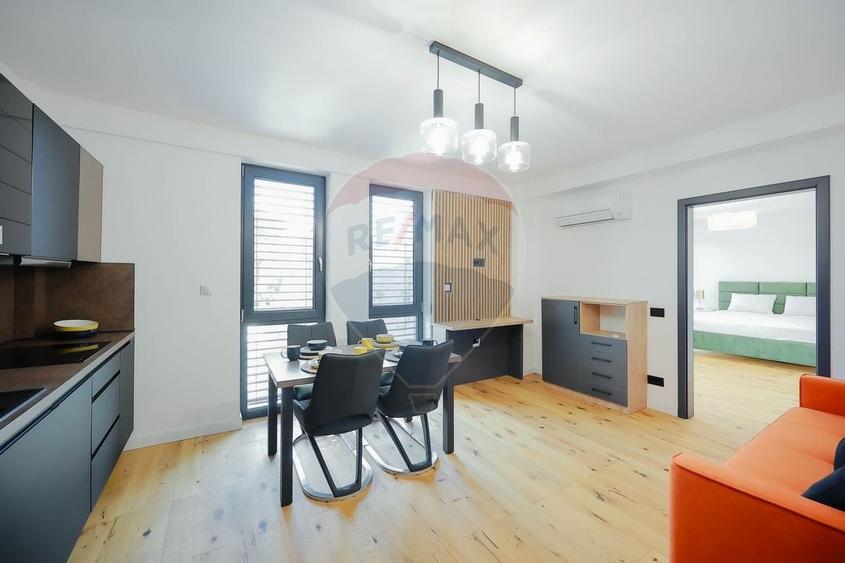 Apartament cu 2 camere nedecomandat, mobilat în Ultracentral