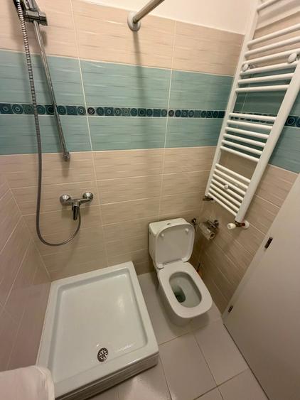 Apartament cu 2 camere semidecomandat în Complex Studențesc